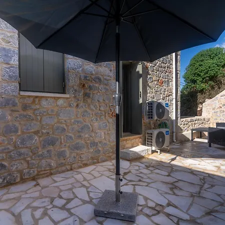 Vina's Stone House *