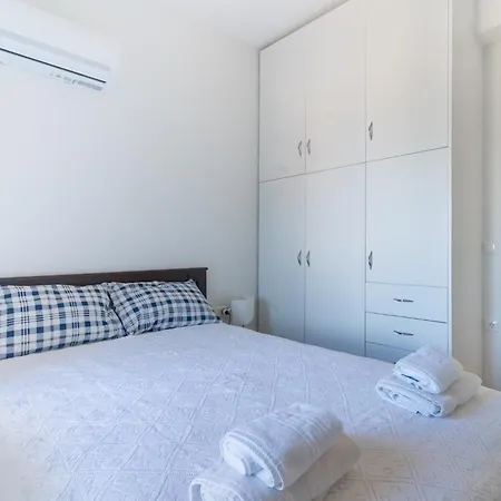 Vina's Stone House Liménion