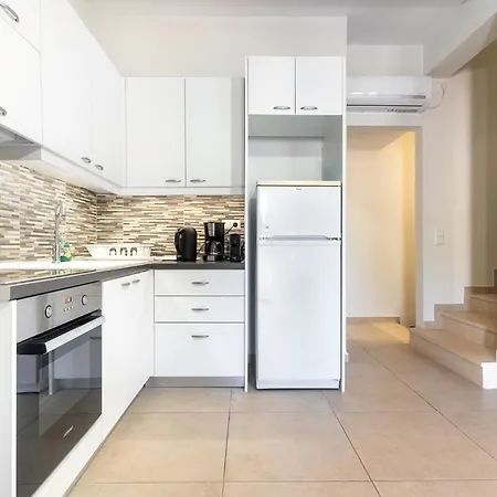 Vina's Stone House * Liménion