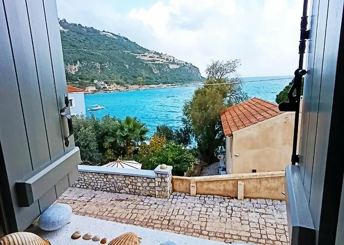 Vina's Stone House Vakantiehuis *